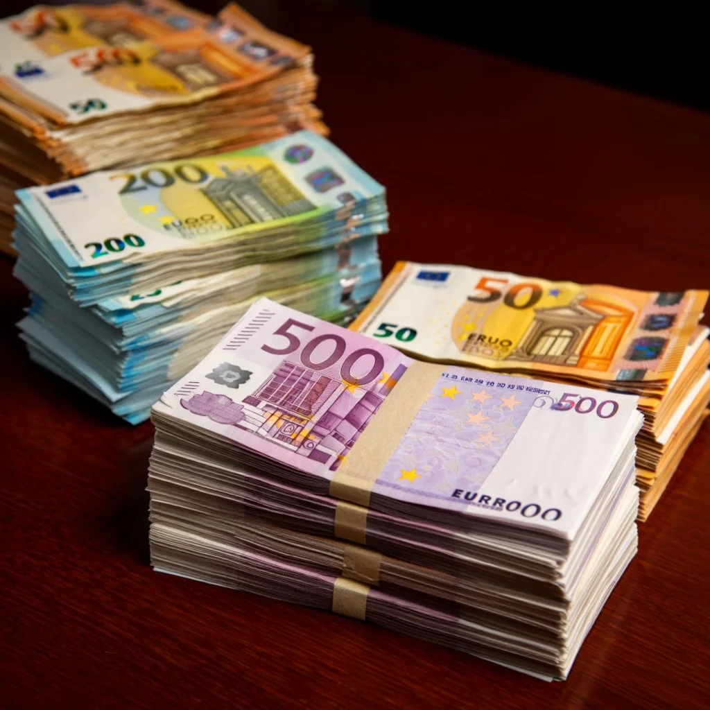 Competitive Exchange Rates